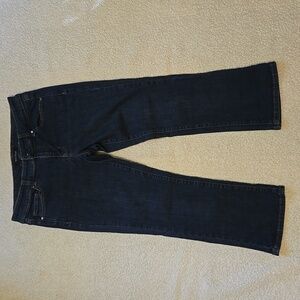 White House Black Market Women's Dark Blue Jeans. EUC